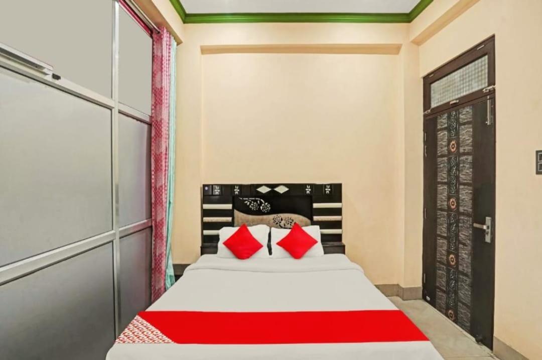 Hotel The M M Continental- New Delhi Railway Station Exterior photo